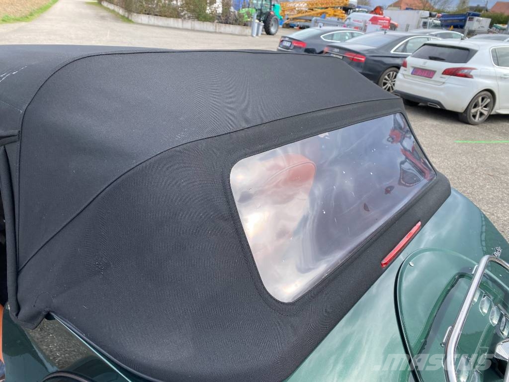 Morgan Cabriolet PLUS SIX 3.0i First Edition endommagée Carros