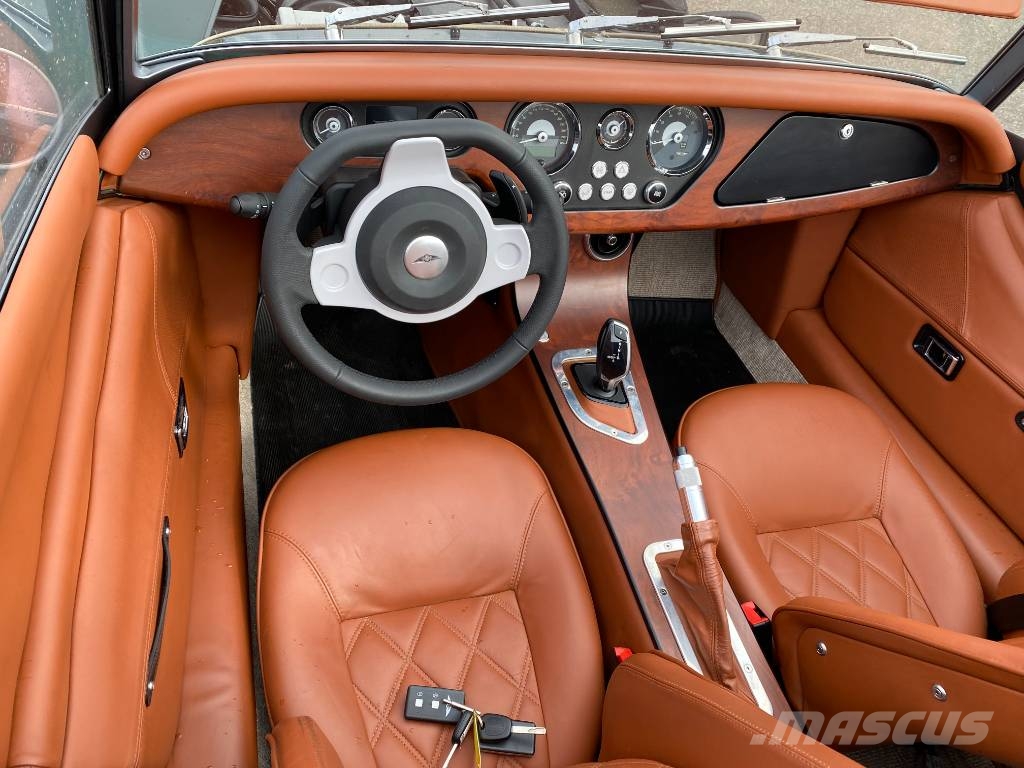 Morgan Cabriolet PLUS SIX 3.0i First Edition endommagée Carros
