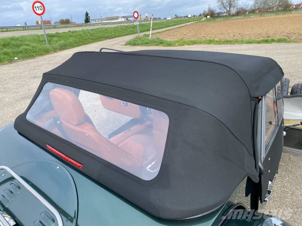 Morgan Cabriolet PLUS SIX 3.0i First Edition endommagée Carros