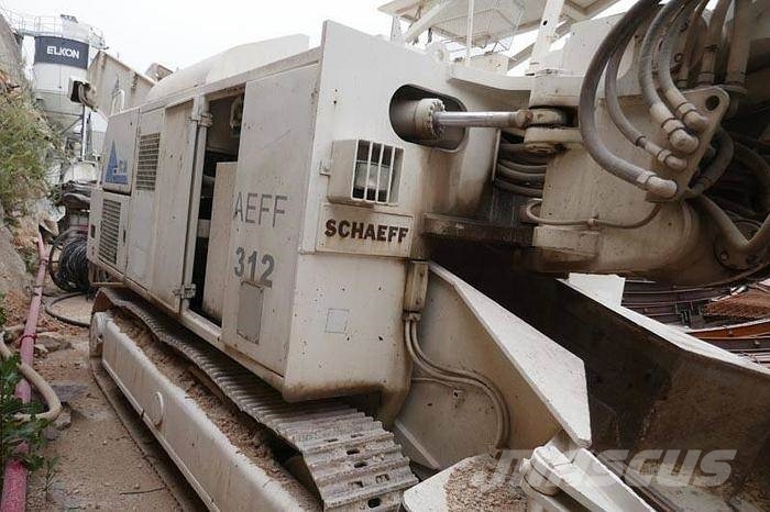 Schaeff ITC312 Апаратура за повърхностна редова сеидба