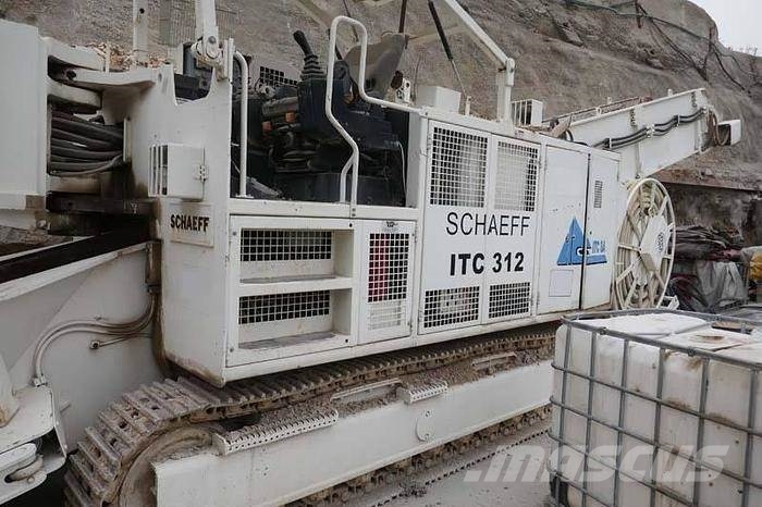 Schaeff ITC312 Апаратура за повърхностна редова сеидба