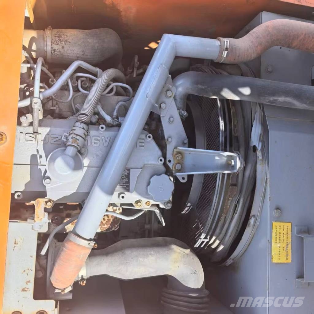 Hitachi ZX 210-3g Bageri gusjeničari