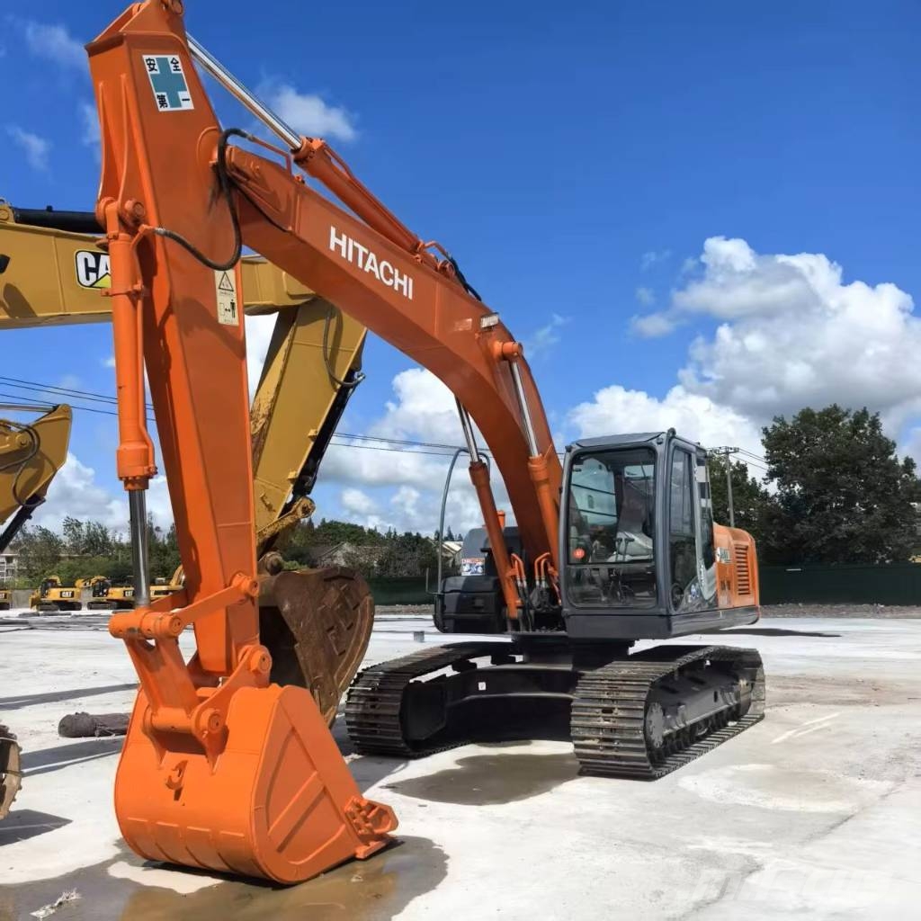 Hitachi ZX 210-3g Bageri gusjeničari