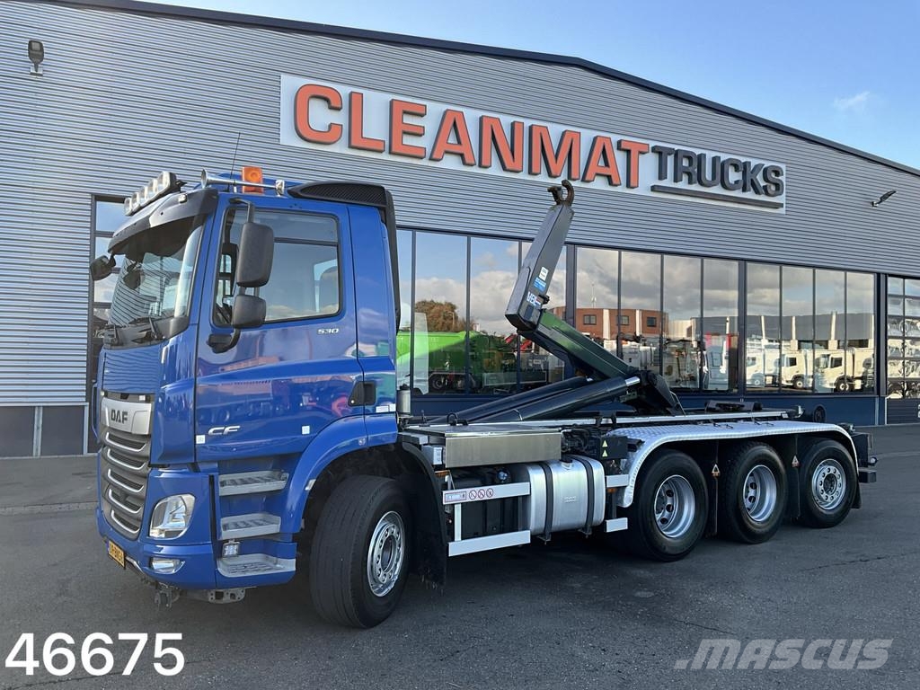 DAF CF 530 8x4 Euro 6 VDL 30 Ton haakarmsysteem Treileri ar āķi