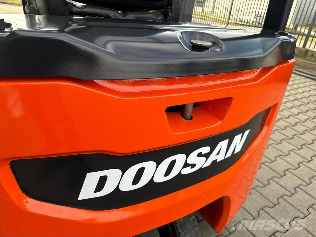 Doosan B15T-7/ 2021 year/ lithium battery//New price/New Electric forklifts