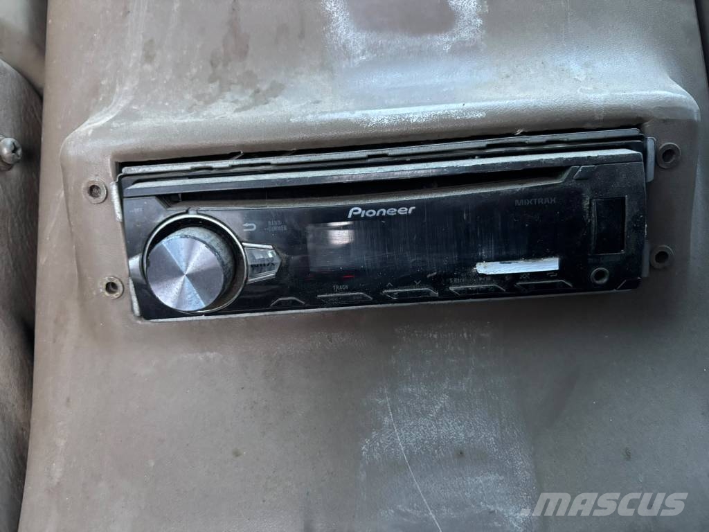 Samsung SE 130 LC M-3 / Metsäalusta, Kallistuva kauha Telakaivukoneet