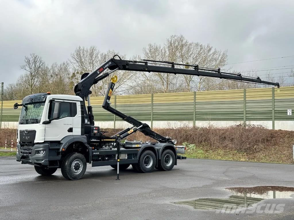 MAN TGS 33.440 MAN TGS 33.440 6x6 BB Abrollkipper+Kran Hook lift trucks