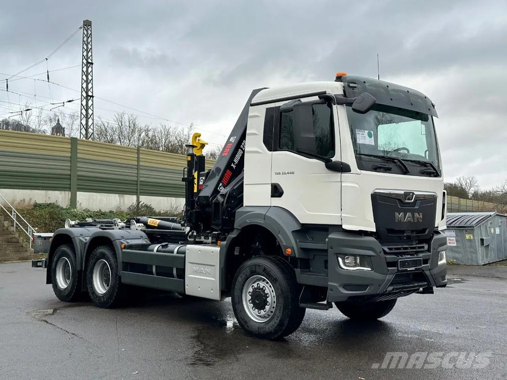 MAN TGS 33.440 MAN TGS 33.440 6x6 BB Abrollkipper+Kran Hook lift trucks