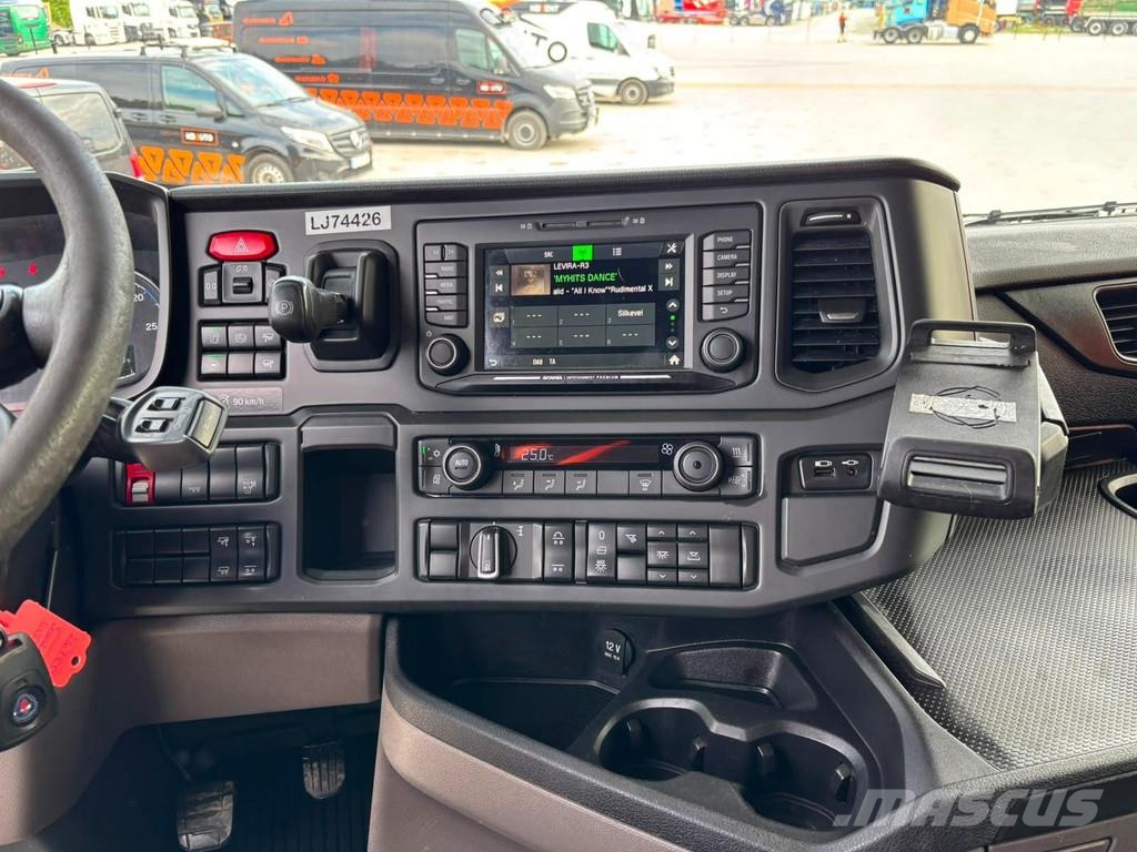 Scania G 500 6x2 RETARDER / CHASSIS L=7066 mm Camiones con chasís y cabina