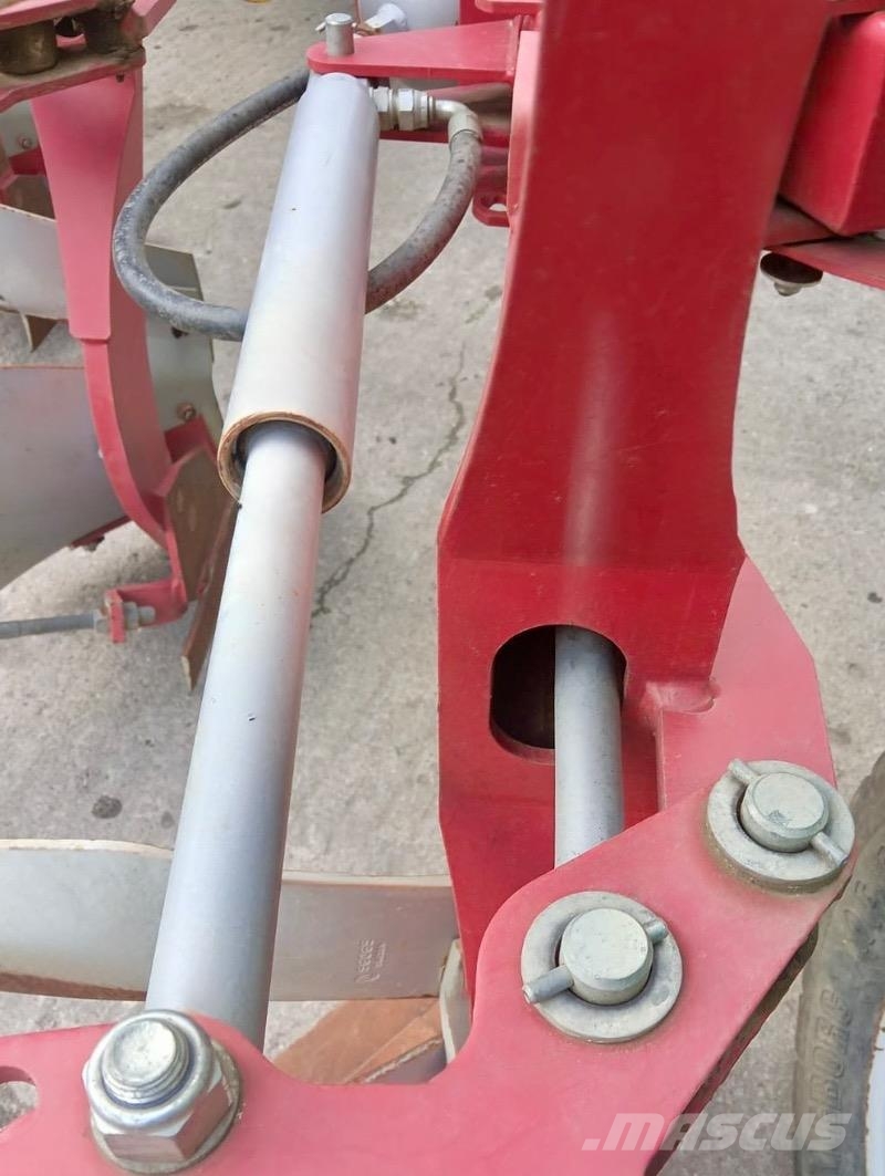 Sonstige Agrolux MRT 4975 - 4 Schar Grāvju arkli