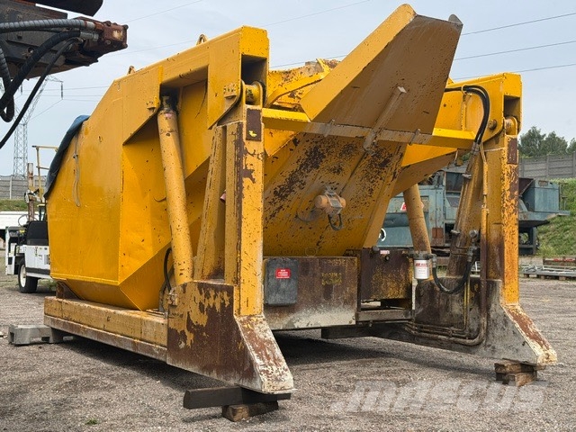Benne 141.5 DISTRIBUTOR SILO 6M3 Polovne mešalice
