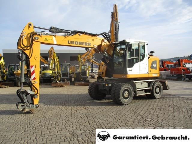 Liebherr A 918 Compact Litronic Bagri na kolesih