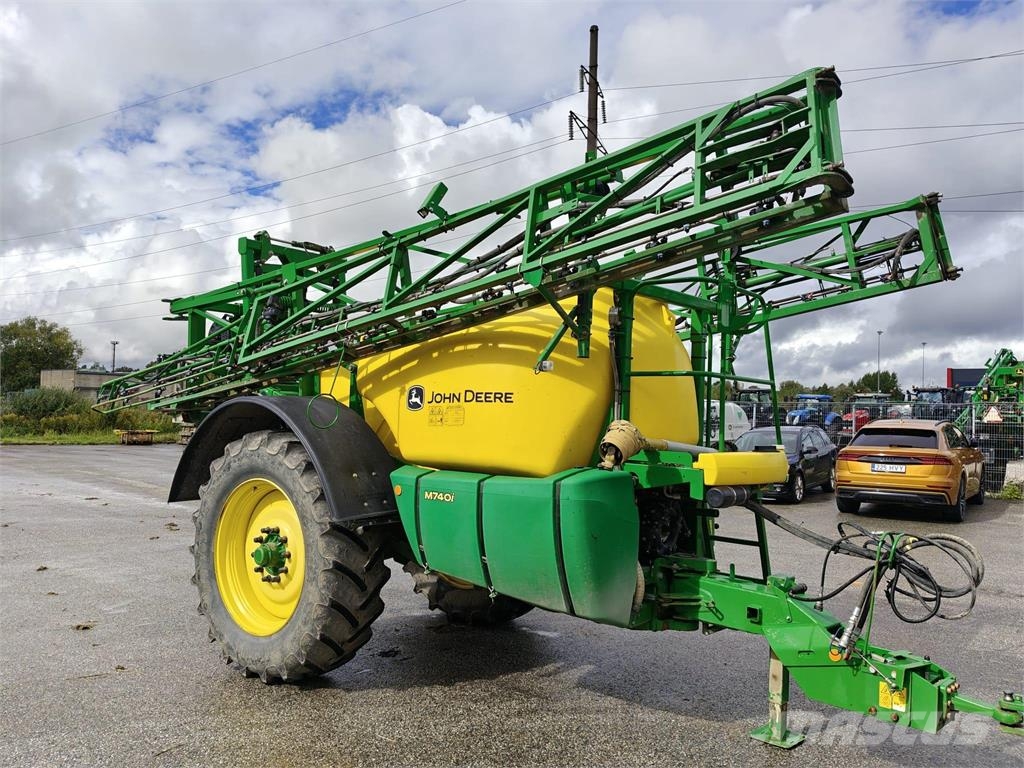 John Deere M740i Vučene prskalice