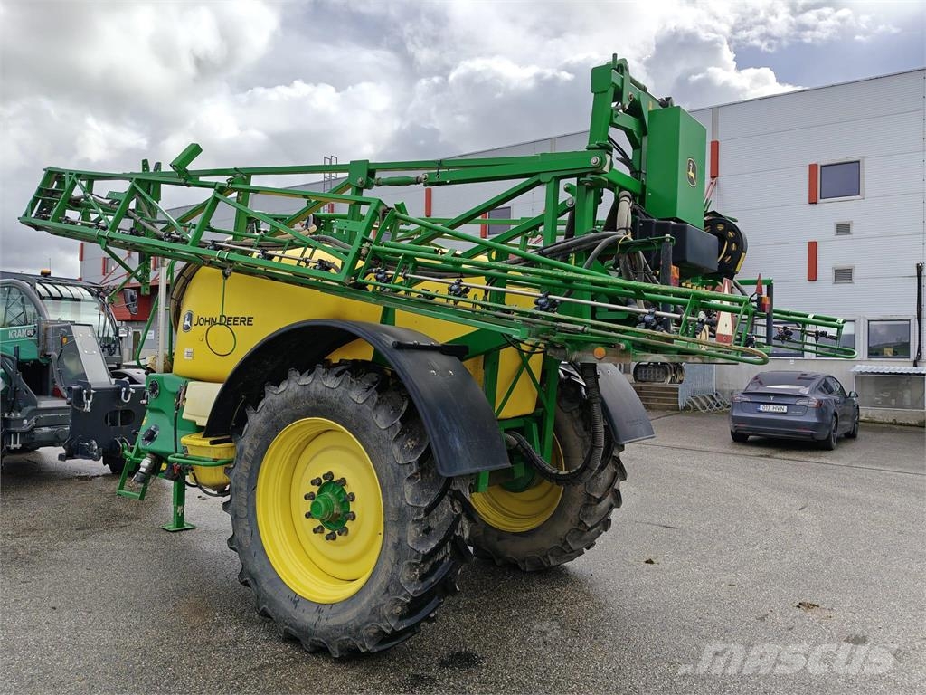 John Deere M740i Vučene prskalice