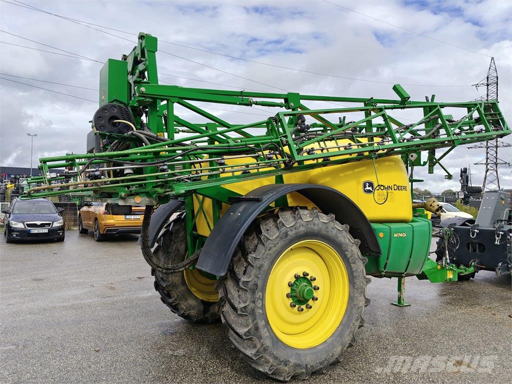 John Deere M740i Vučene prskalice