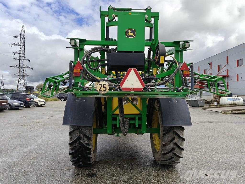 John Deere M740i Vučene prskalice