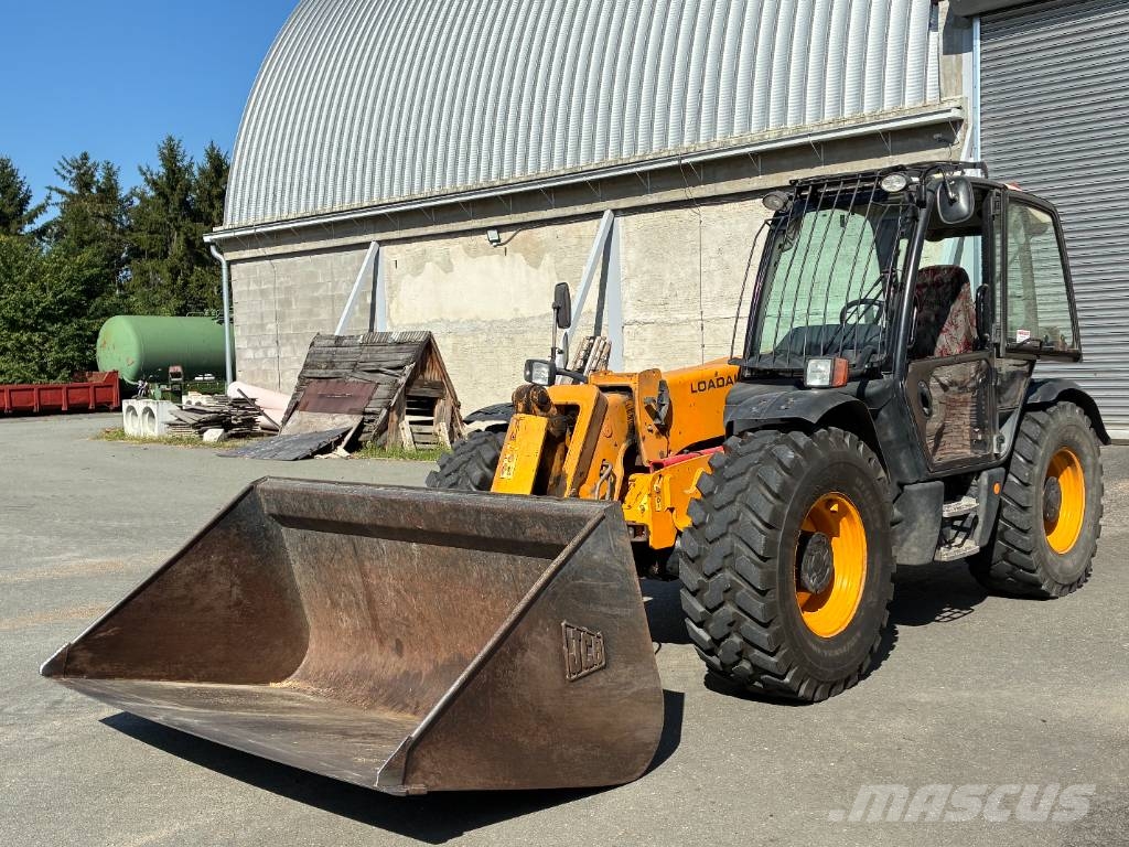 JCB 536-60 معدات مناولة لأغراض الزراعة
