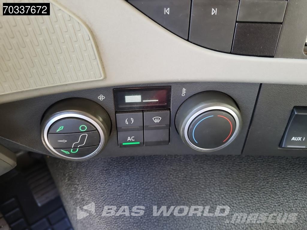 Volvo FM 330 6X2 2000kg Ladebordwand Full Air suspension Camiões de caixa fechada