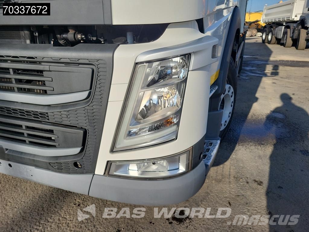 Volvo FM 330 6X2 2000kg Ladebordwand Full Air suspension Camiões de caixa fechada