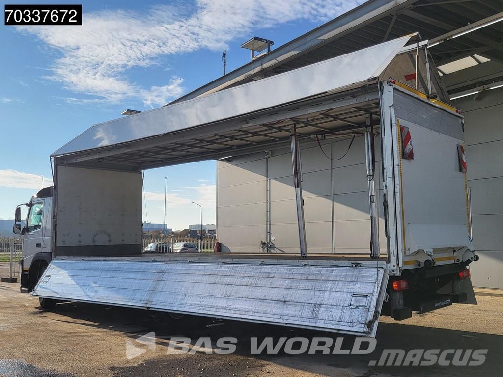 Volvo FM 330 6X2 2000kg Ladebordwand Full Air suspension Camiões de caixa fechada