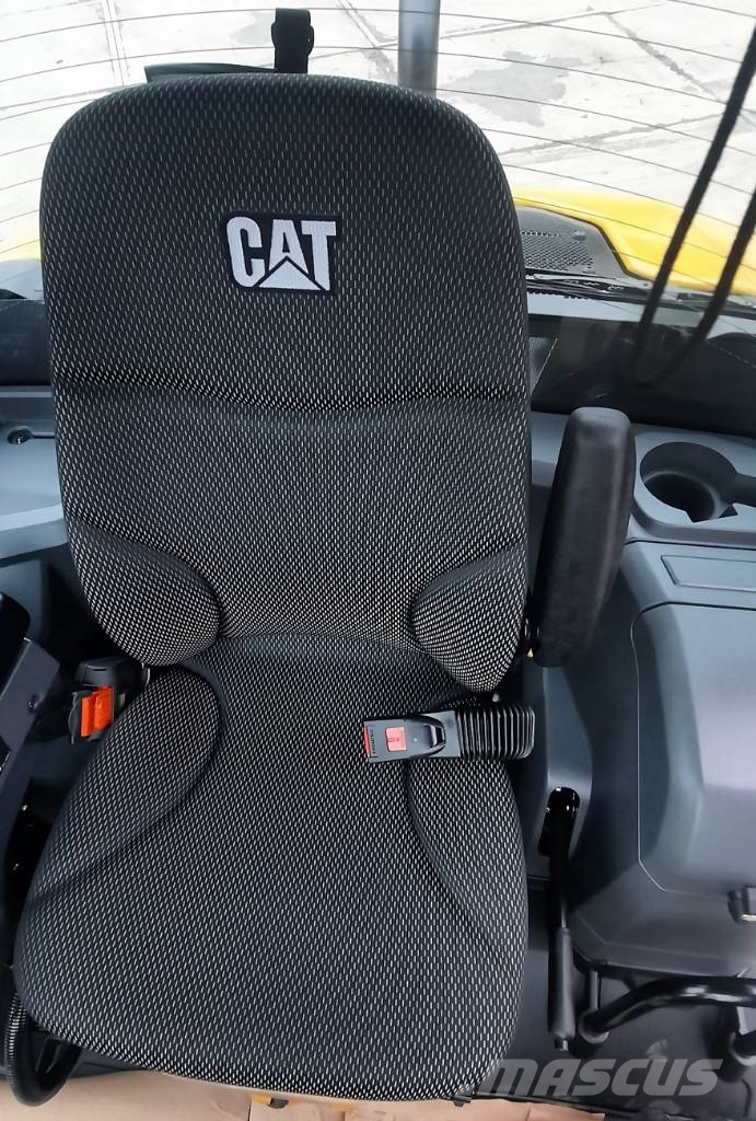CAT 906 Radlader