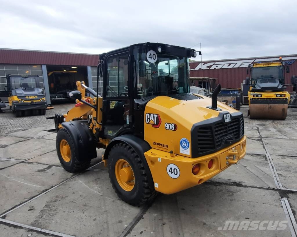 CAT 906 Radlader