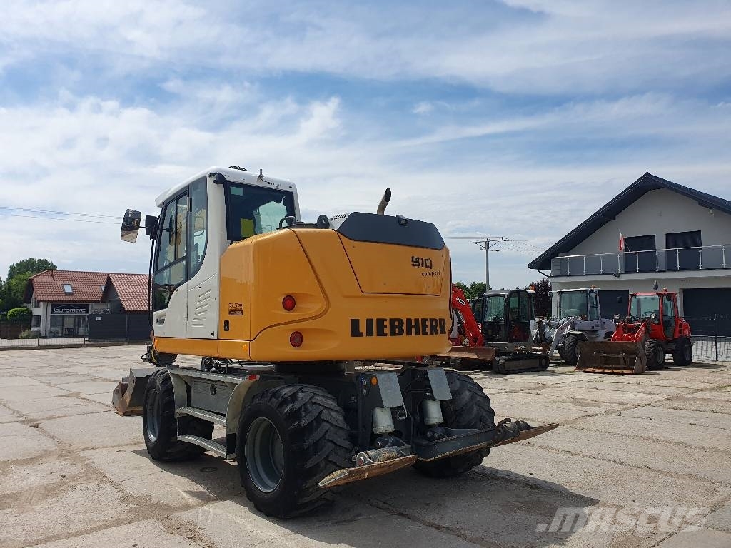Liebherr A 910 Compact Excavadoras de ruedas