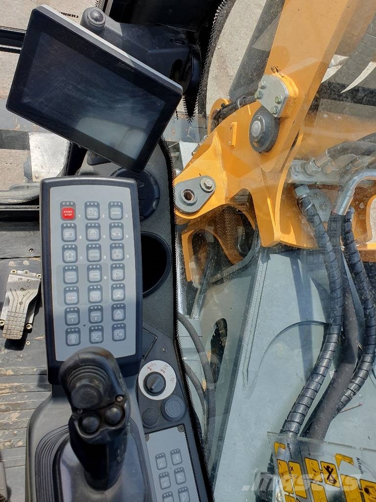 Liebherr A 910 Compact Excavadoras de ruedas
