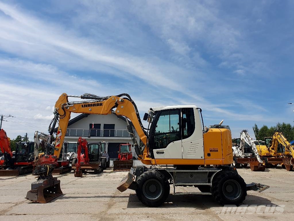 Liebherr A 910 Compact Excavadoras de ruedas