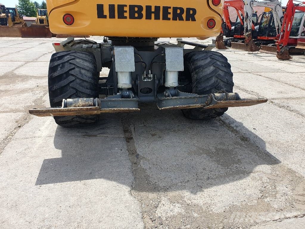 Liebherr A 910 Compact Excavadoras de ruedas