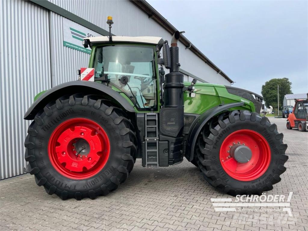Fendt 1050 VARIO S4 PROFI PLUS Traktori