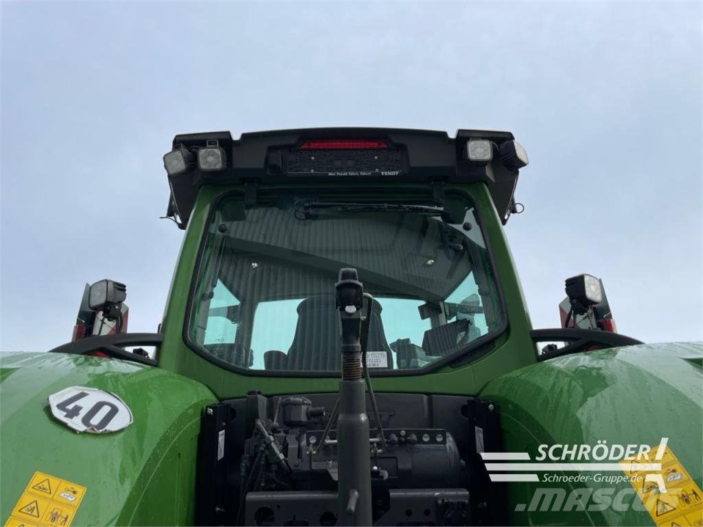 Fendt 1050 VARIO S4 PROFI PLUS Traktori