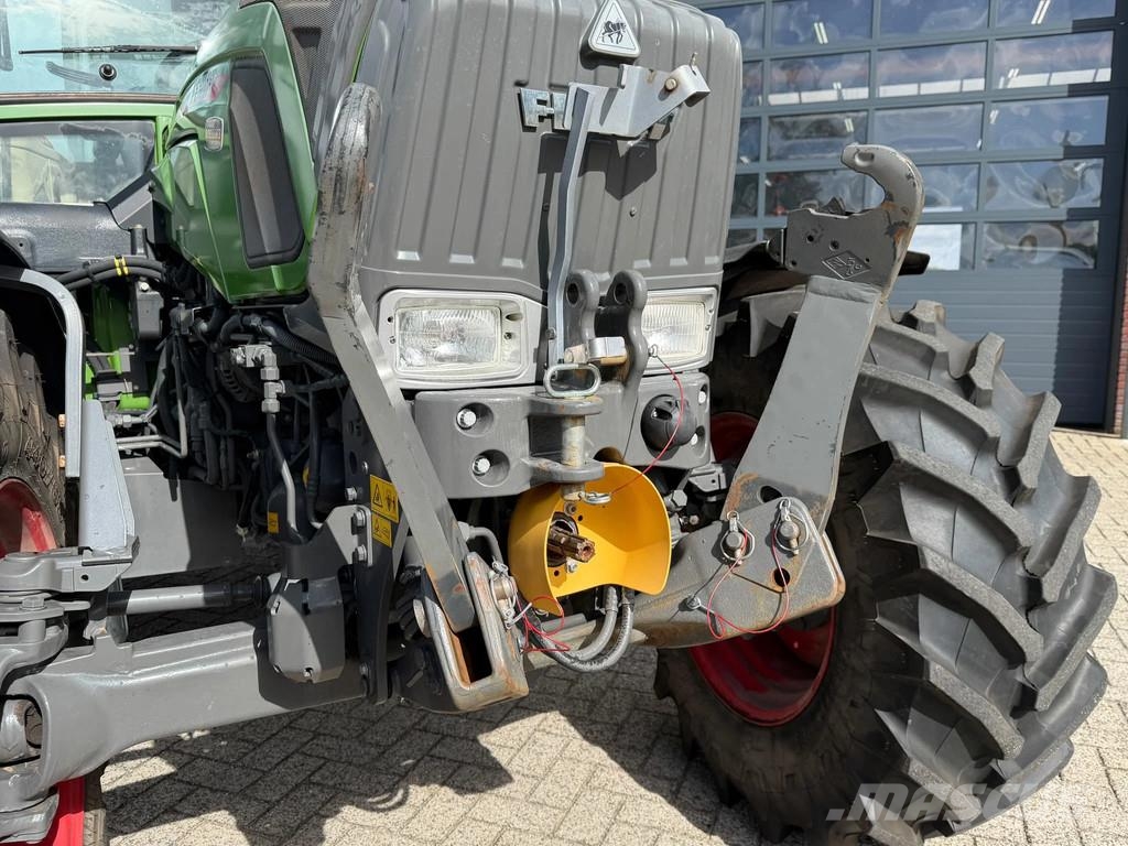 Fendt 211 VARIO FENDT Traktorji