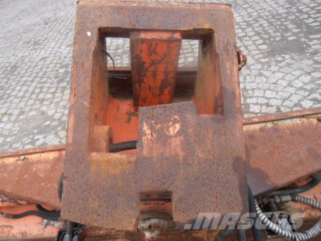 ŁYŻKA SKARPÓWKA HYDRAULICZNA NADO SK 15 Łyżki do koparek