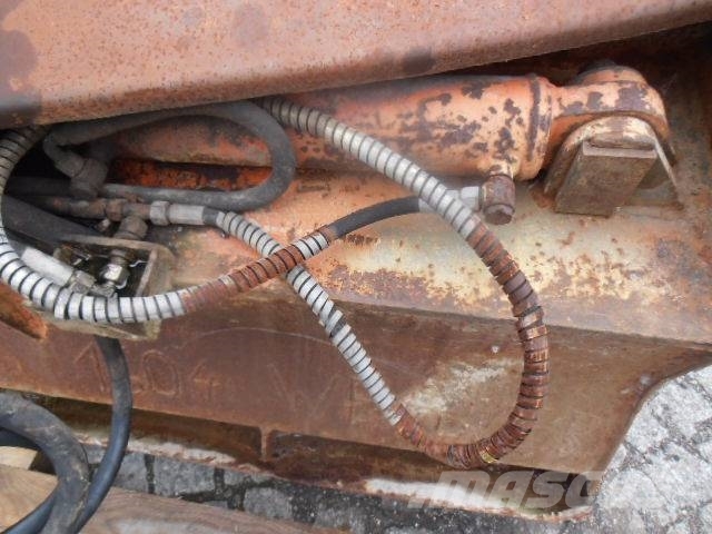 ŁYŻKA SKARPÓWKA HYDRAULICZNA NADO SK 15 Łyżki do koparek
