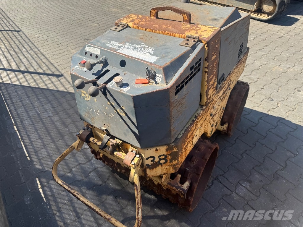 Bomag BMP 851 Rouleaux tandem