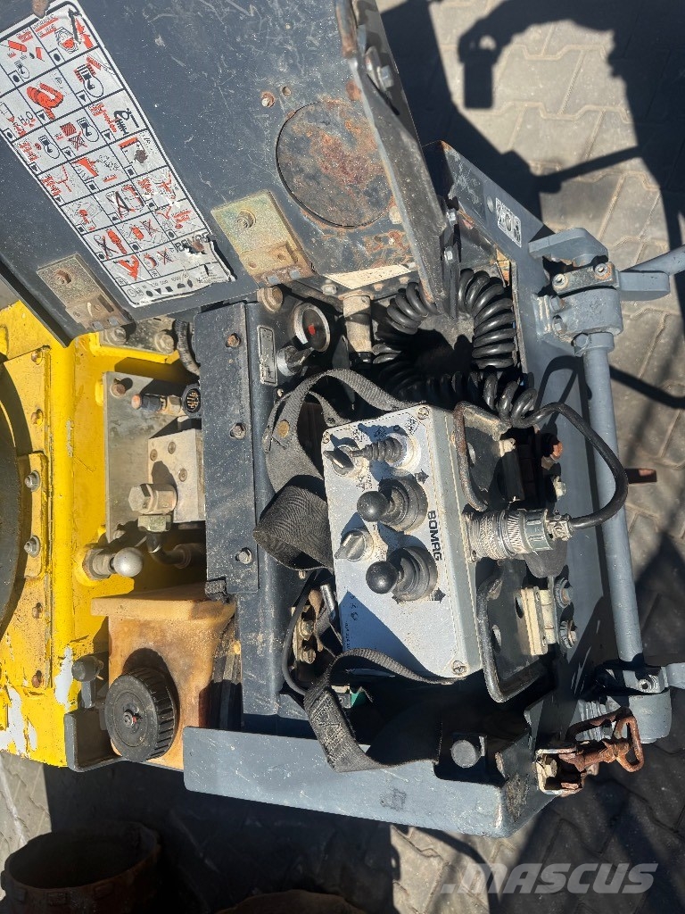Bomag BMP 851 Rouleaux tandem