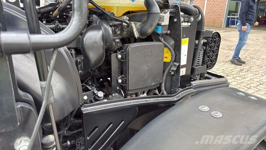 New Holland T3.80F Tractor Tractors