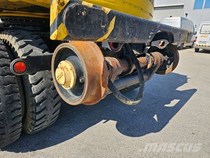 Liebherr A 900 C ZW 轮式挖掘机