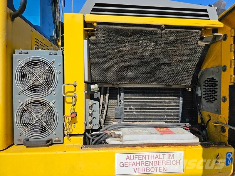 Liebherr A 900 C ZW 轮式挖掘机