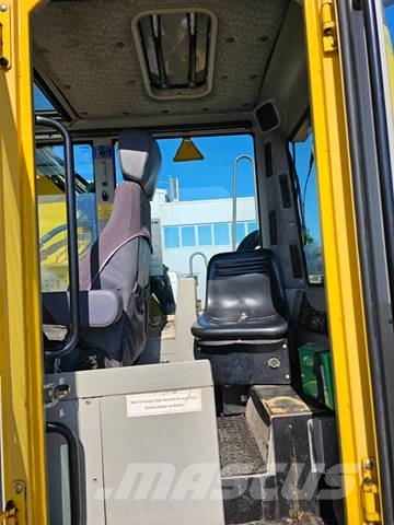Liebherr A 900 C ZW 轮式挖掘机