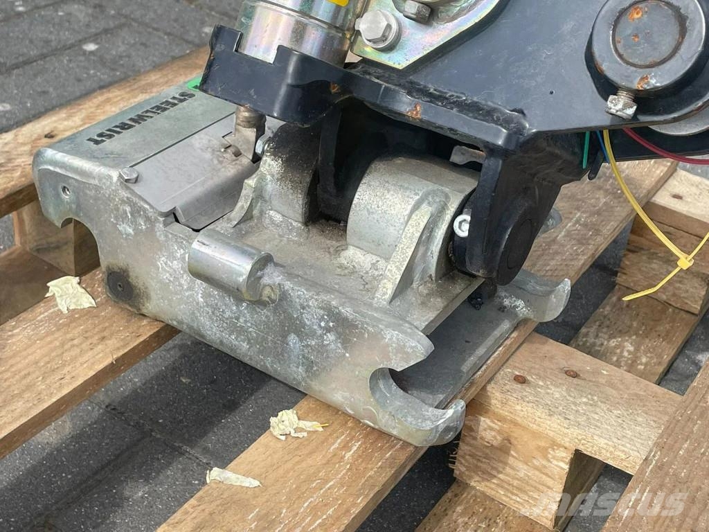 Steelwrist TMX S30 -180HA | TILT QUICKCOUPLER | TILTING COUPL Rotators