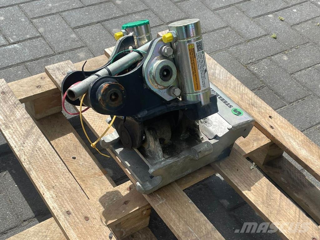 Steelwrist TMX S30 -180HA | TILT QUICKCOUPLER | TILTING COUPL Rotators