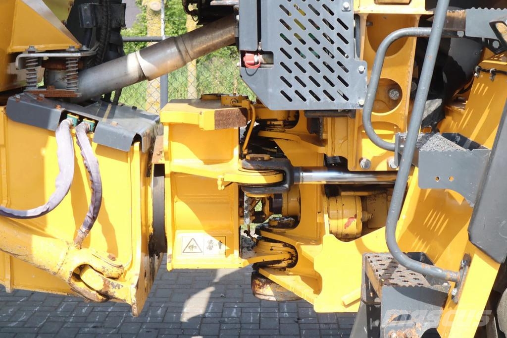 Bell B25E | LOW HOURS | GOOD CONDITION | CE & EPA Artikulētie pašizgāzēji