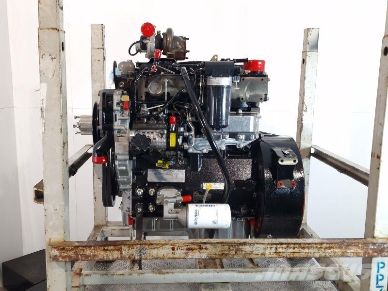 Perkins 1104D-44TA Двигатели