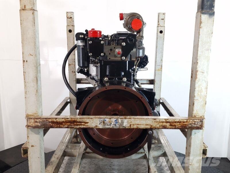 Perkins 1104D-44TA Двигатели