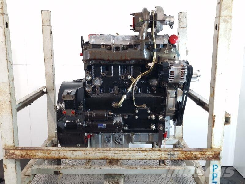 Perkins 1104D-44TA Двигатели