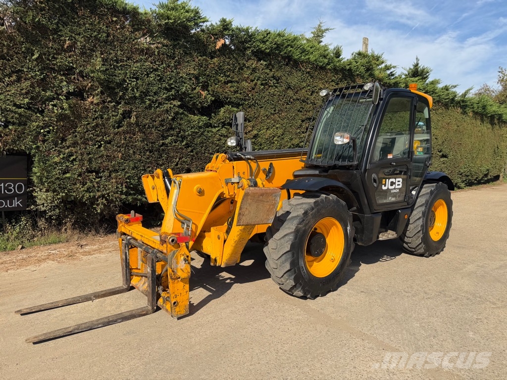 JCB 533-105 مناولات متداخلة