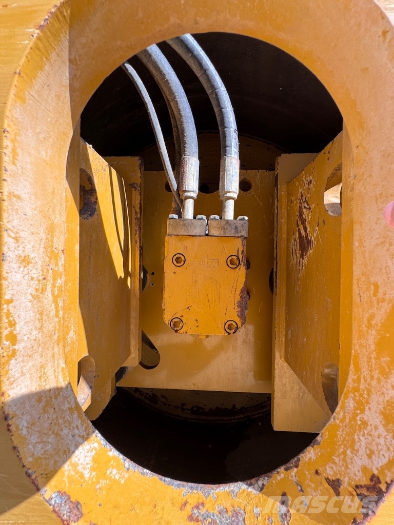 CAT CP68B Erdbauwalzen