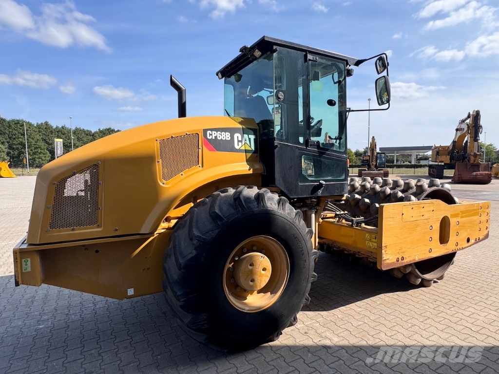 CAT CP68B Erdbauwalzen